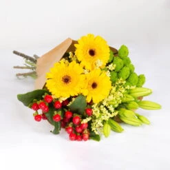 Gemischter Blumenbund 'Sonnentag' Inkl. Gratis Grußkarte -Gartenbedarf Geschäft 1025700015 DIY Mixbund Sonnentag Germini Hypericum Statice Lilie Santini 1 94587