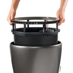 LECHUZA Classico Premium LS, All-in-One-Set, Anthrazit-metallic, Ø 28 Cm H:26 Cm -Gartenbedarf Geschäft 3325100223 Classico Premium 28LS anthrazit All in One Set D28xH26cm RGB 4 7762