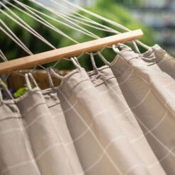 LA SIESTA Doppel-Stabhängematte 'Alisio' -Gartenbedarf Geschäft 3940200311 Doppel Stabhaengematte Alisio Almond wetterbestaendig 2 86061